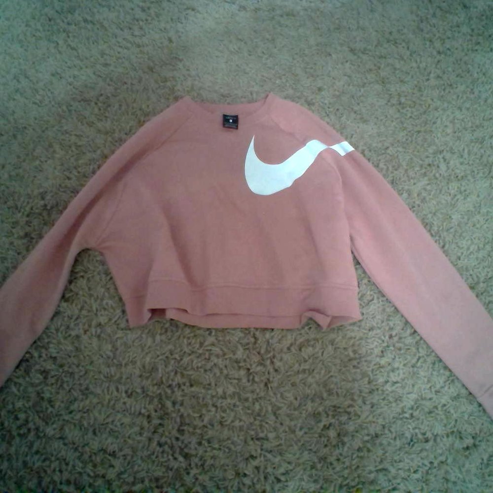 Nike Coral Colored Sweatshirt